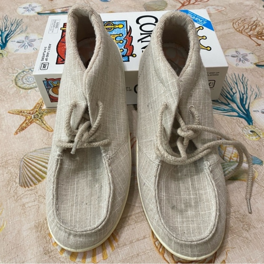 Roxy Womans Cream Canvas Shoes NWOT